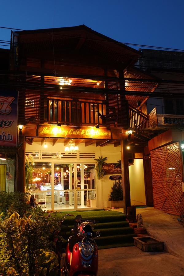 The History Cafe' & Guesthouse Sukhothai Exterior photo